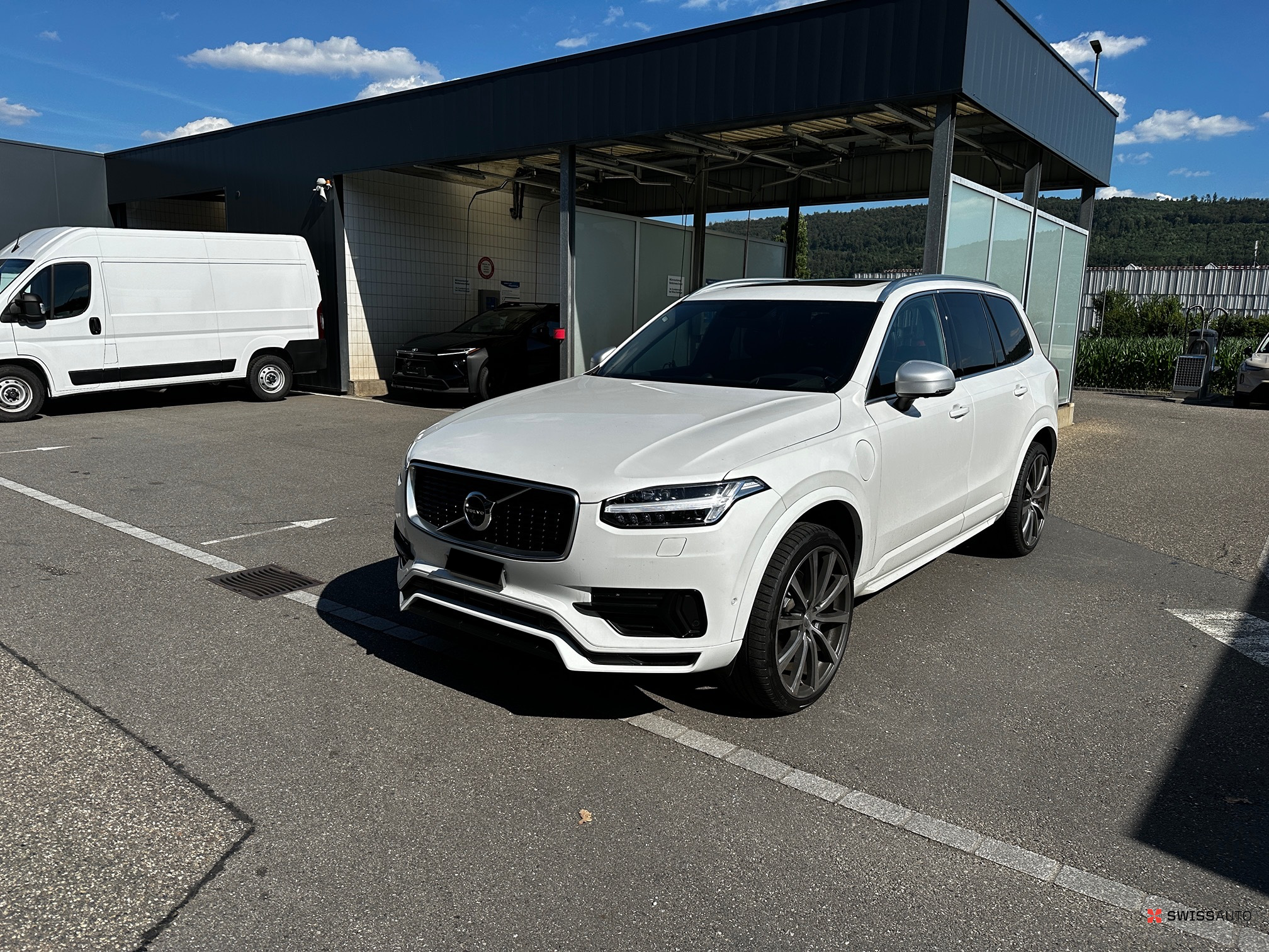 Auction Image