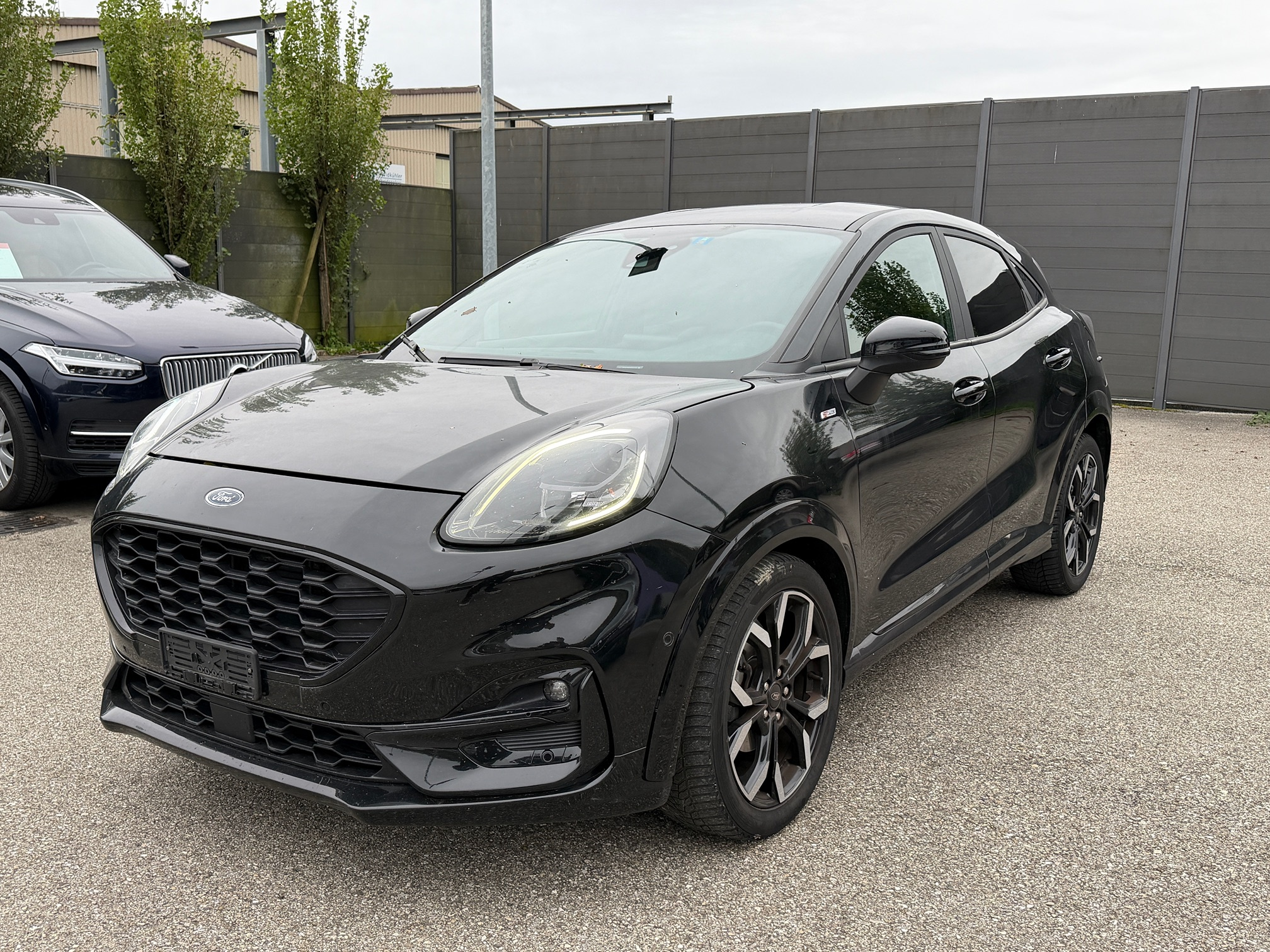 Auction Image