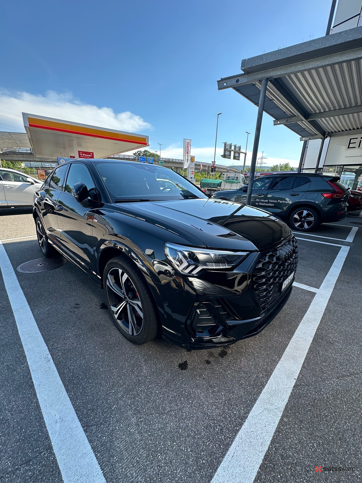 Auction Image