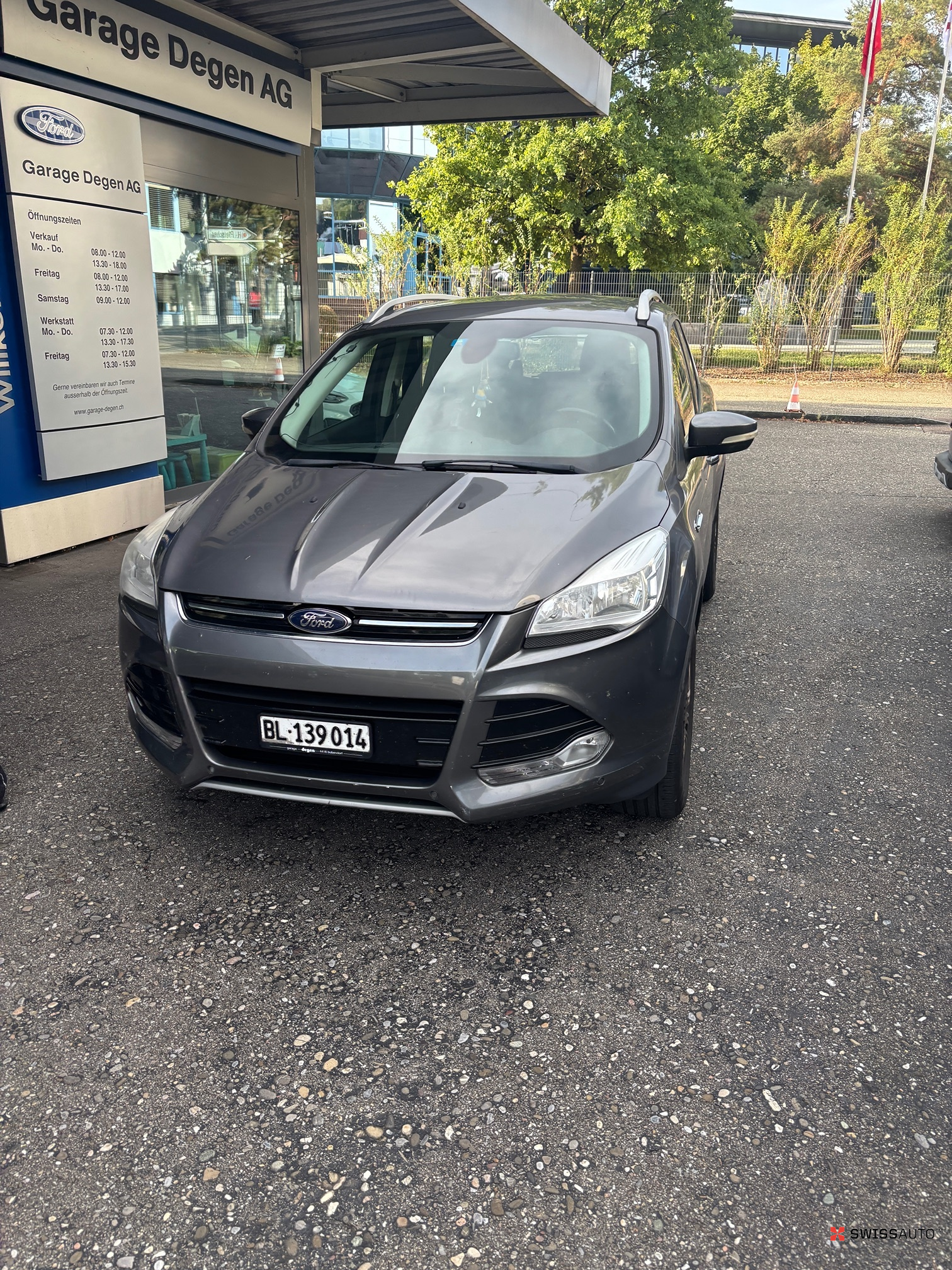 Auction Image
