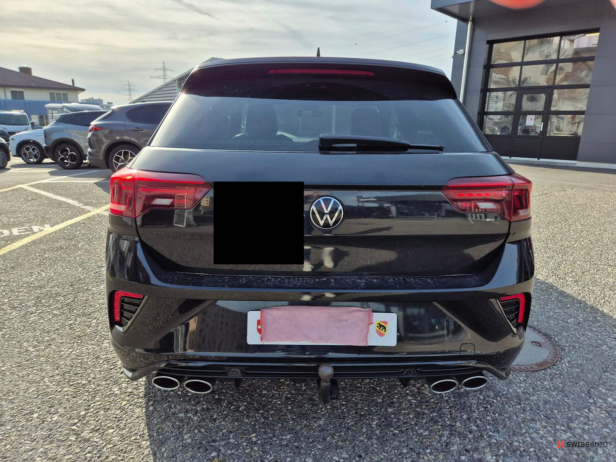 Auction Image
