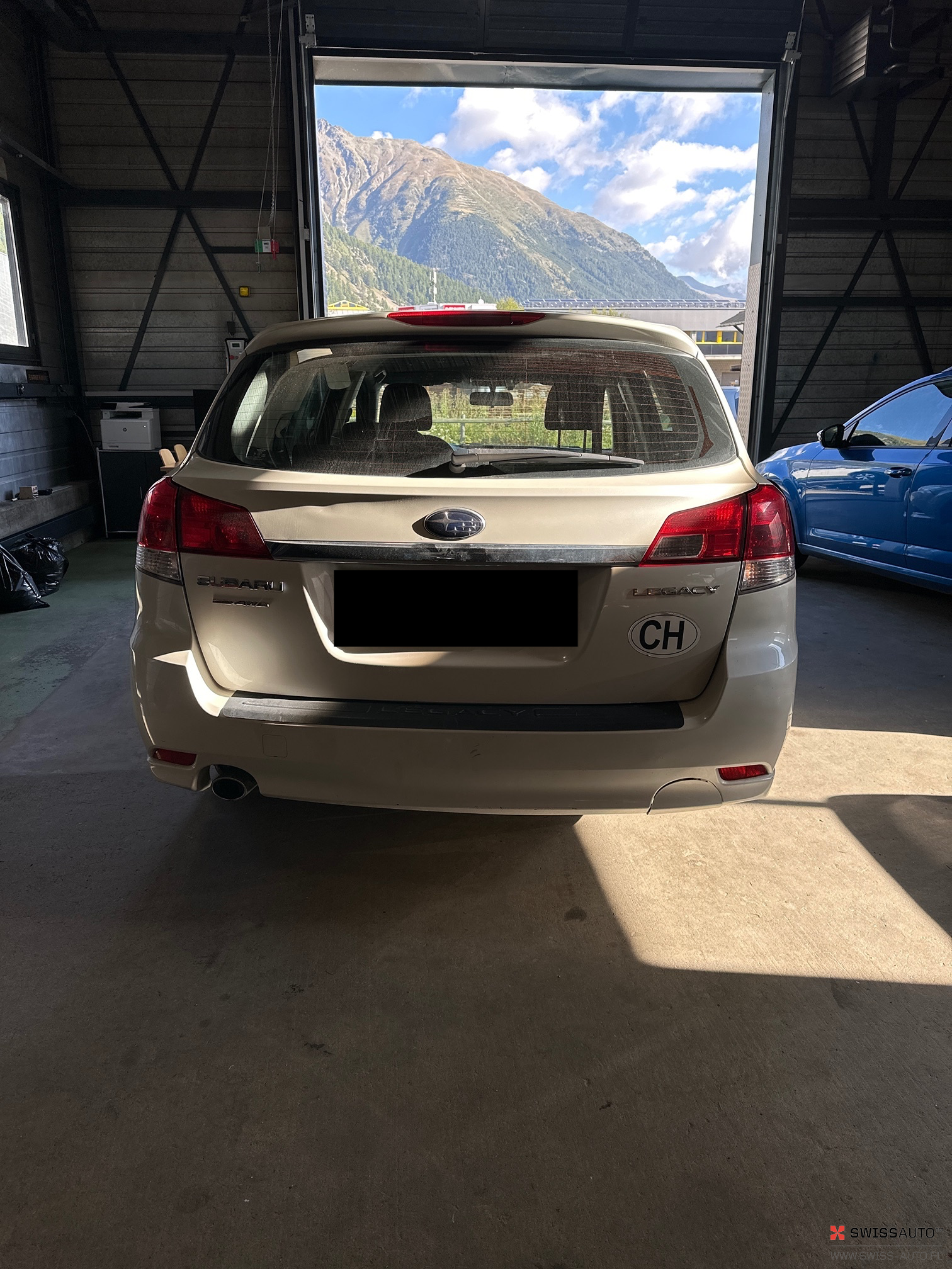 Auction Image