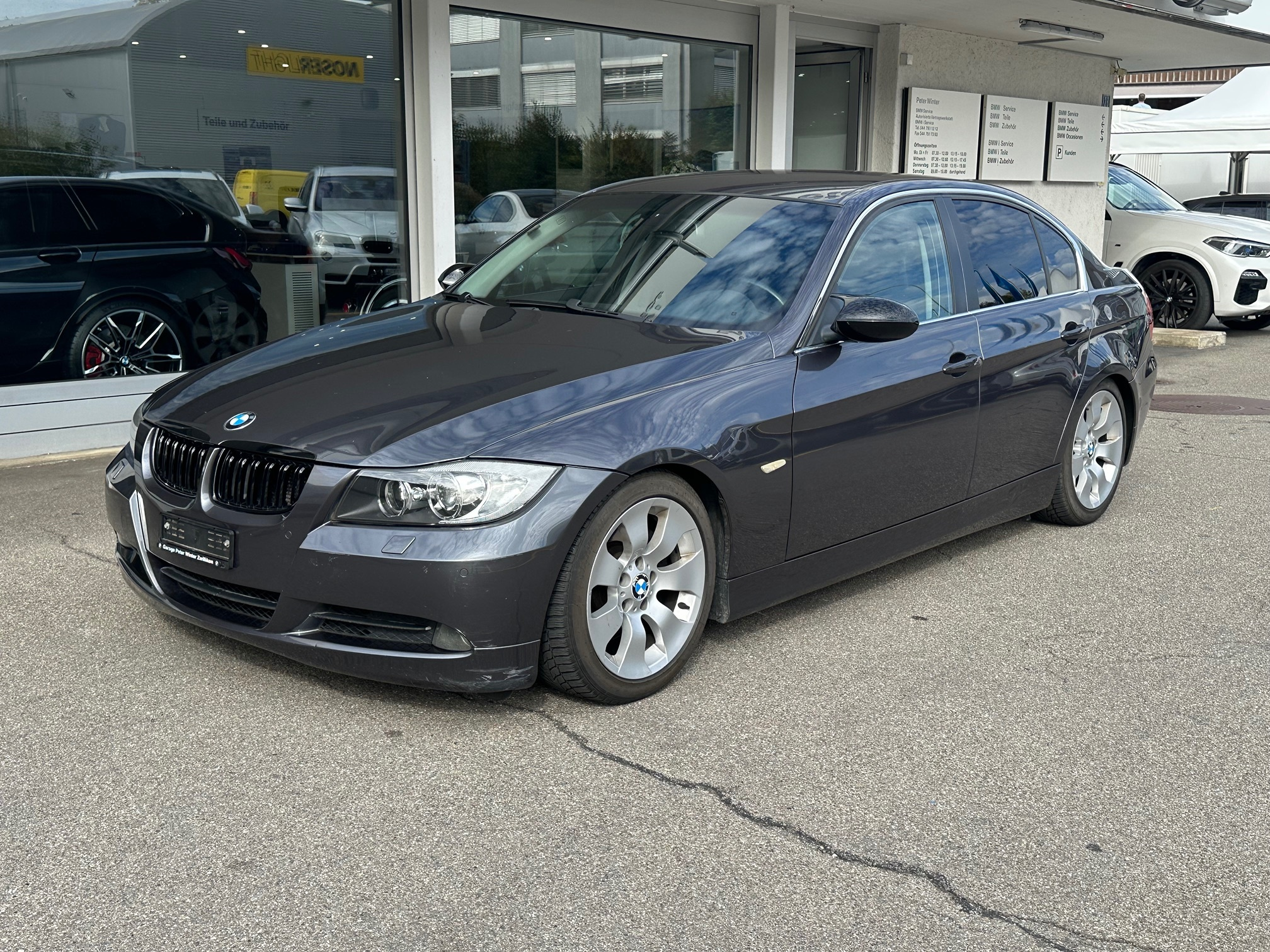 Auction Image