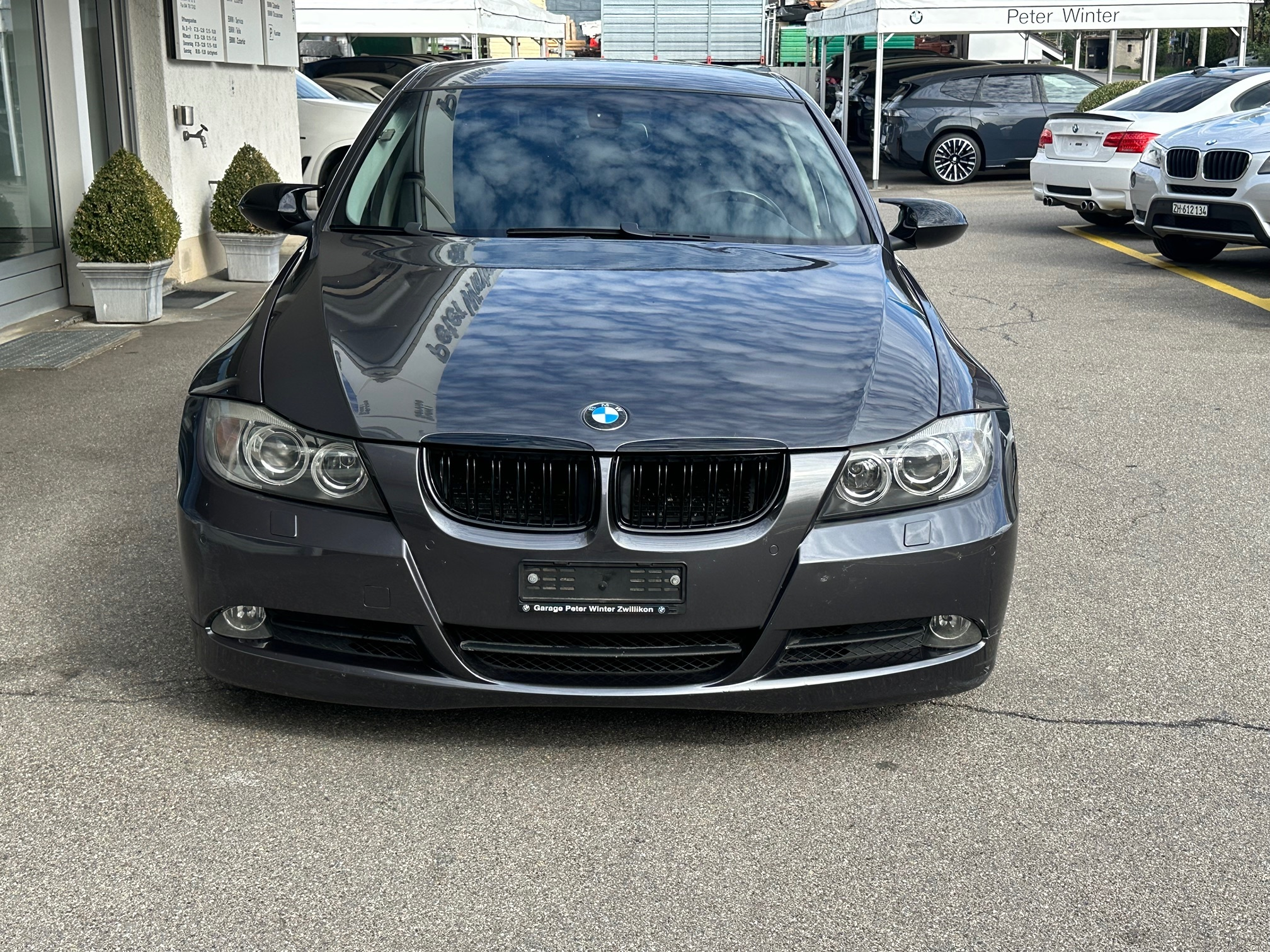 Auction Image