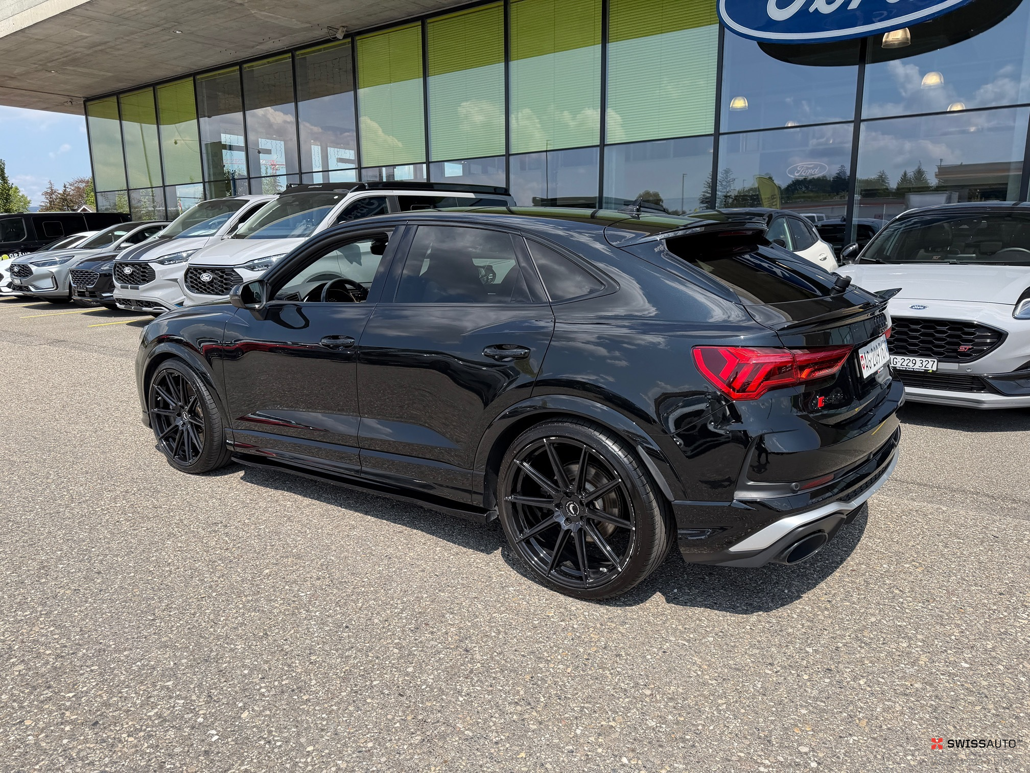 Auction Image