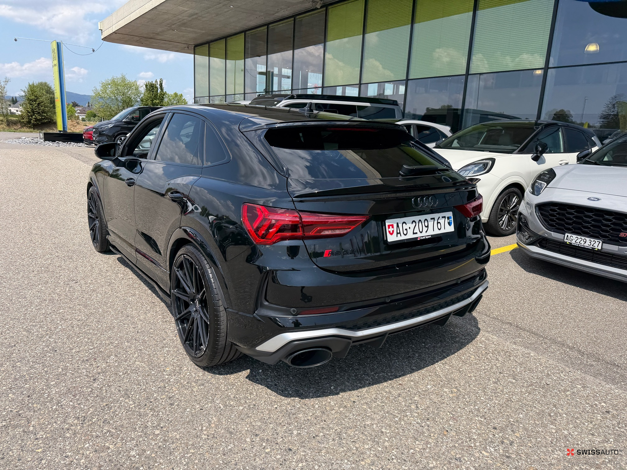 Auction Image