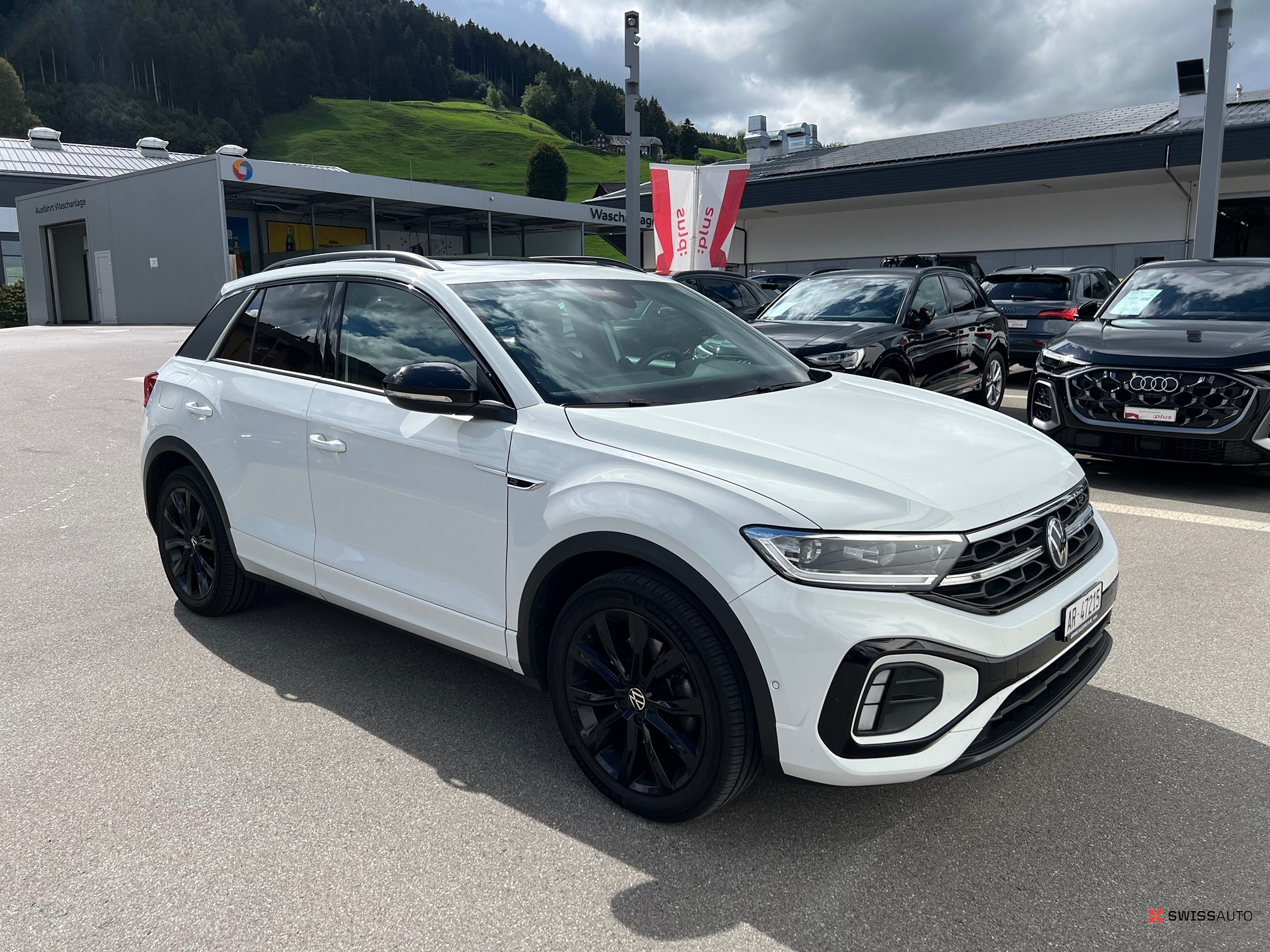 Auction Image