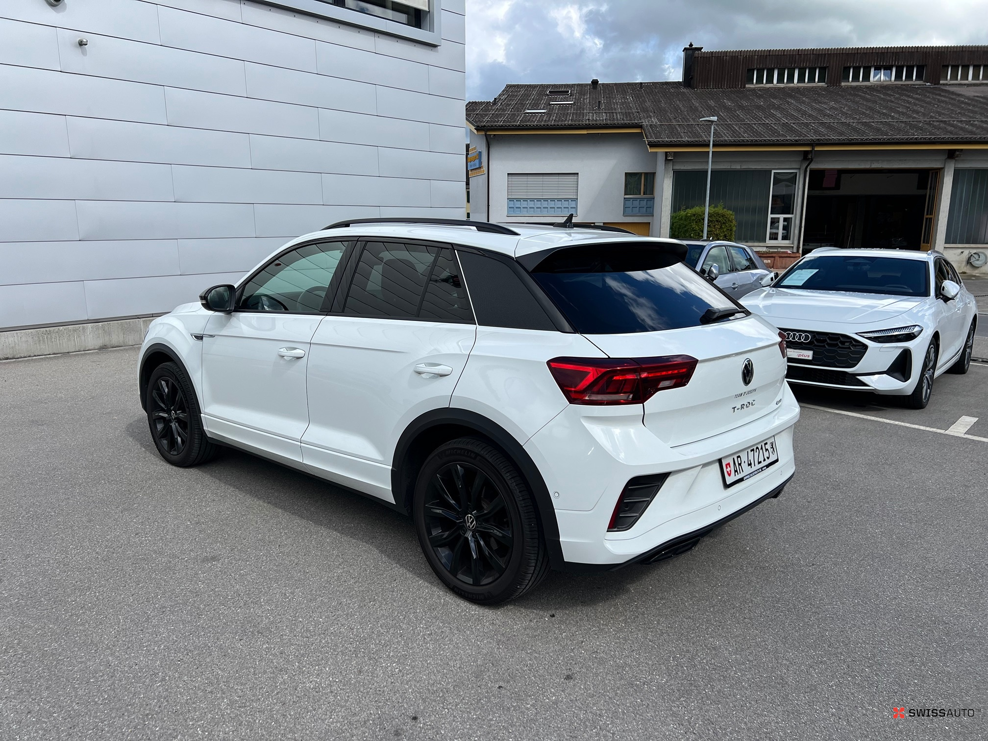 Auction Image