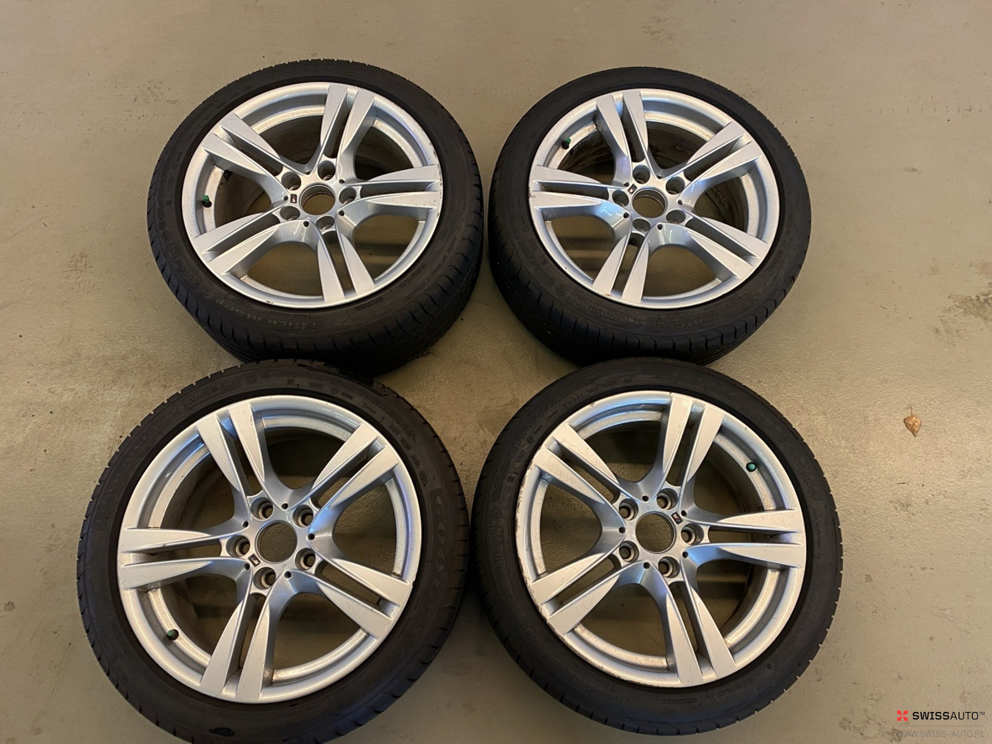 Auction Image
