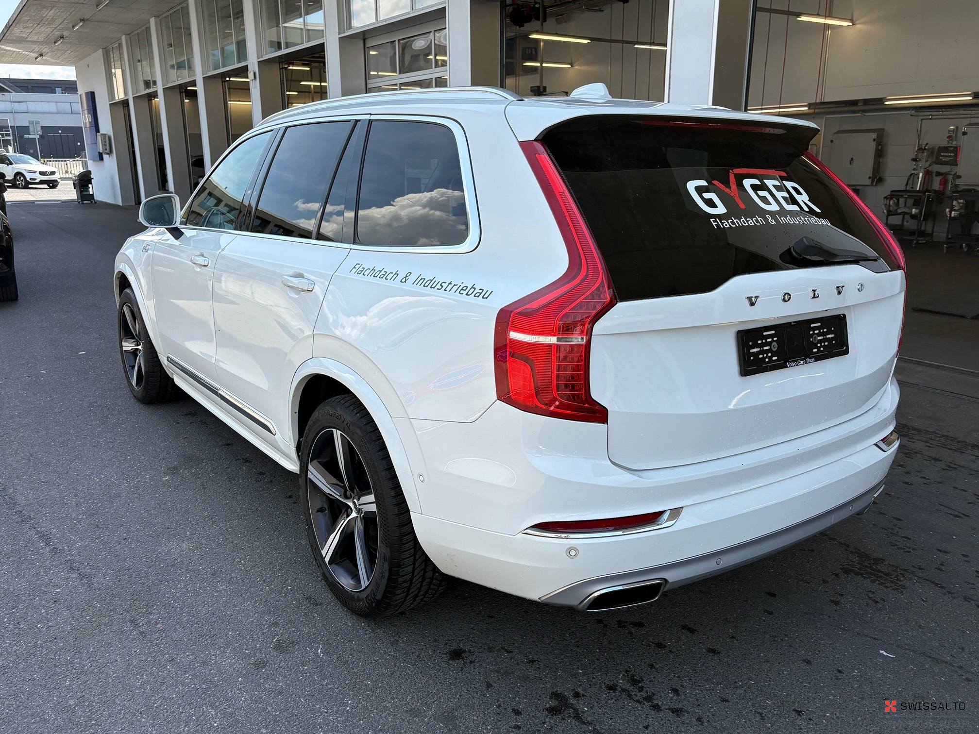 Auction Image
