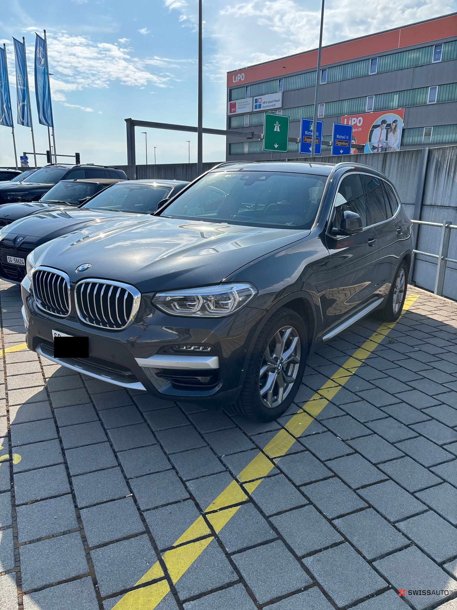 Auction Image