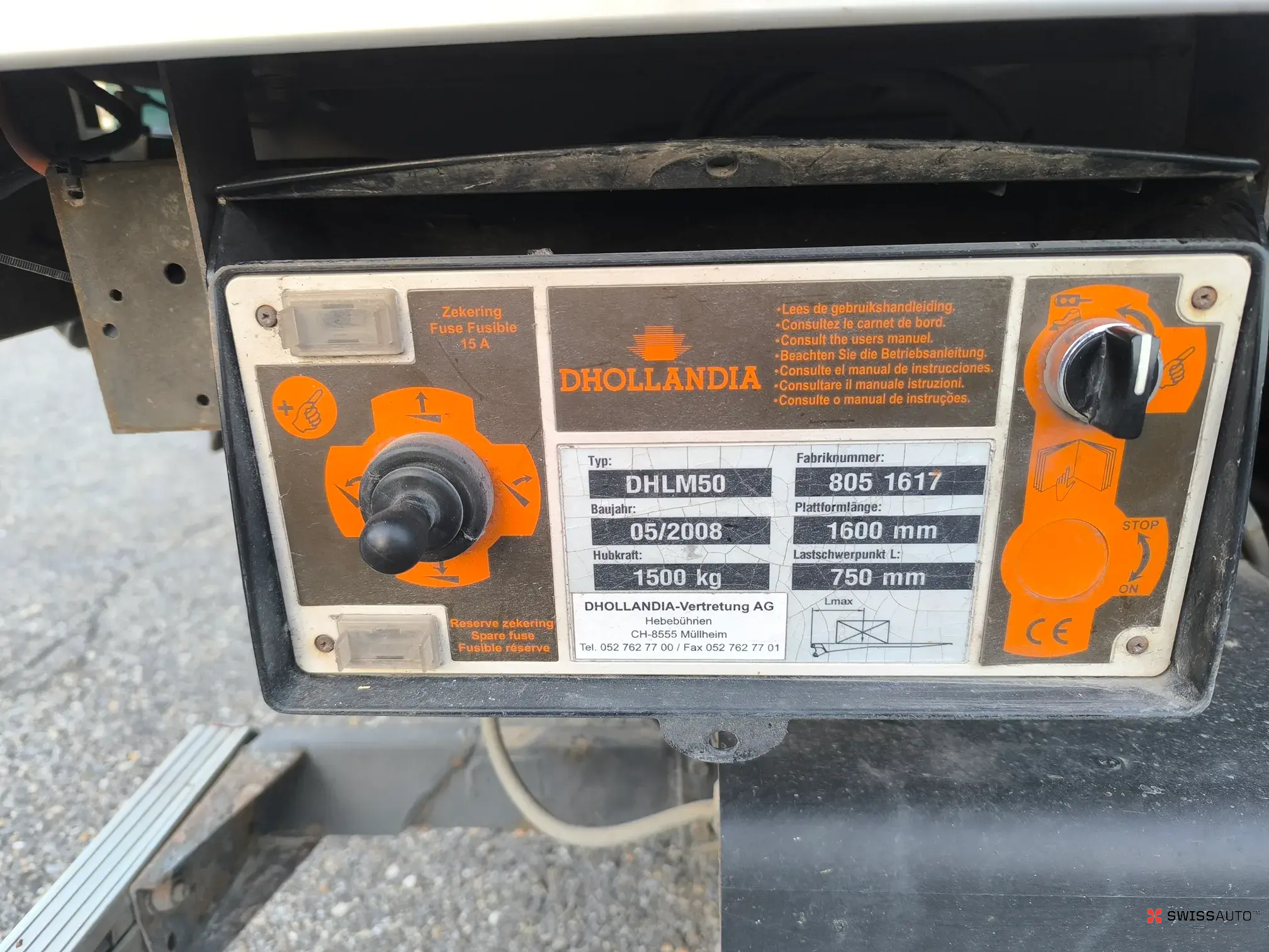 Auction Image
