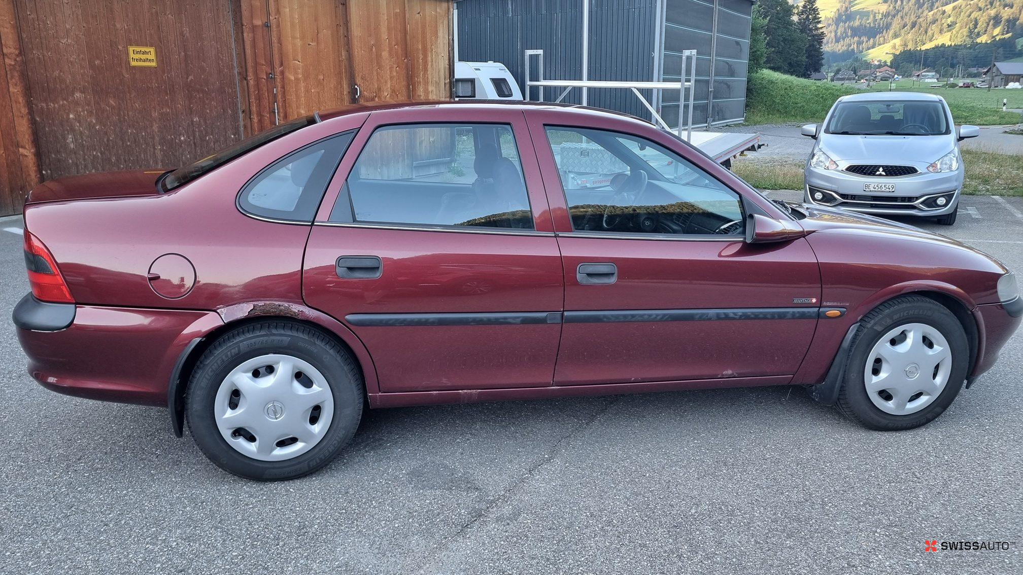 Auction Image
