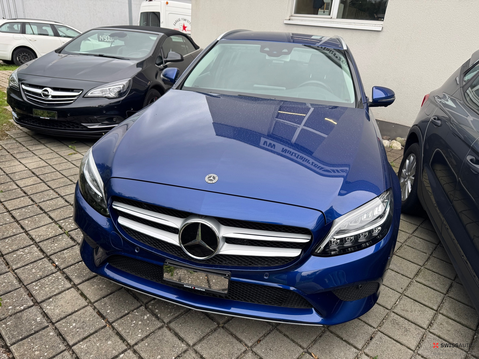 Auction Image