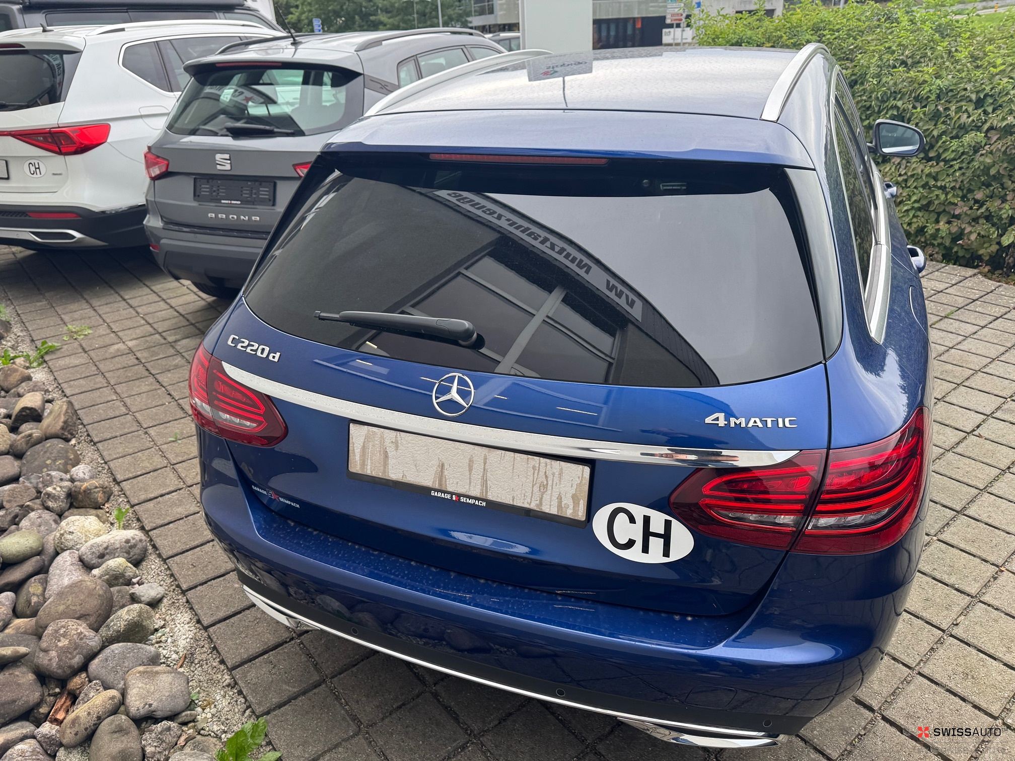 Auction Image