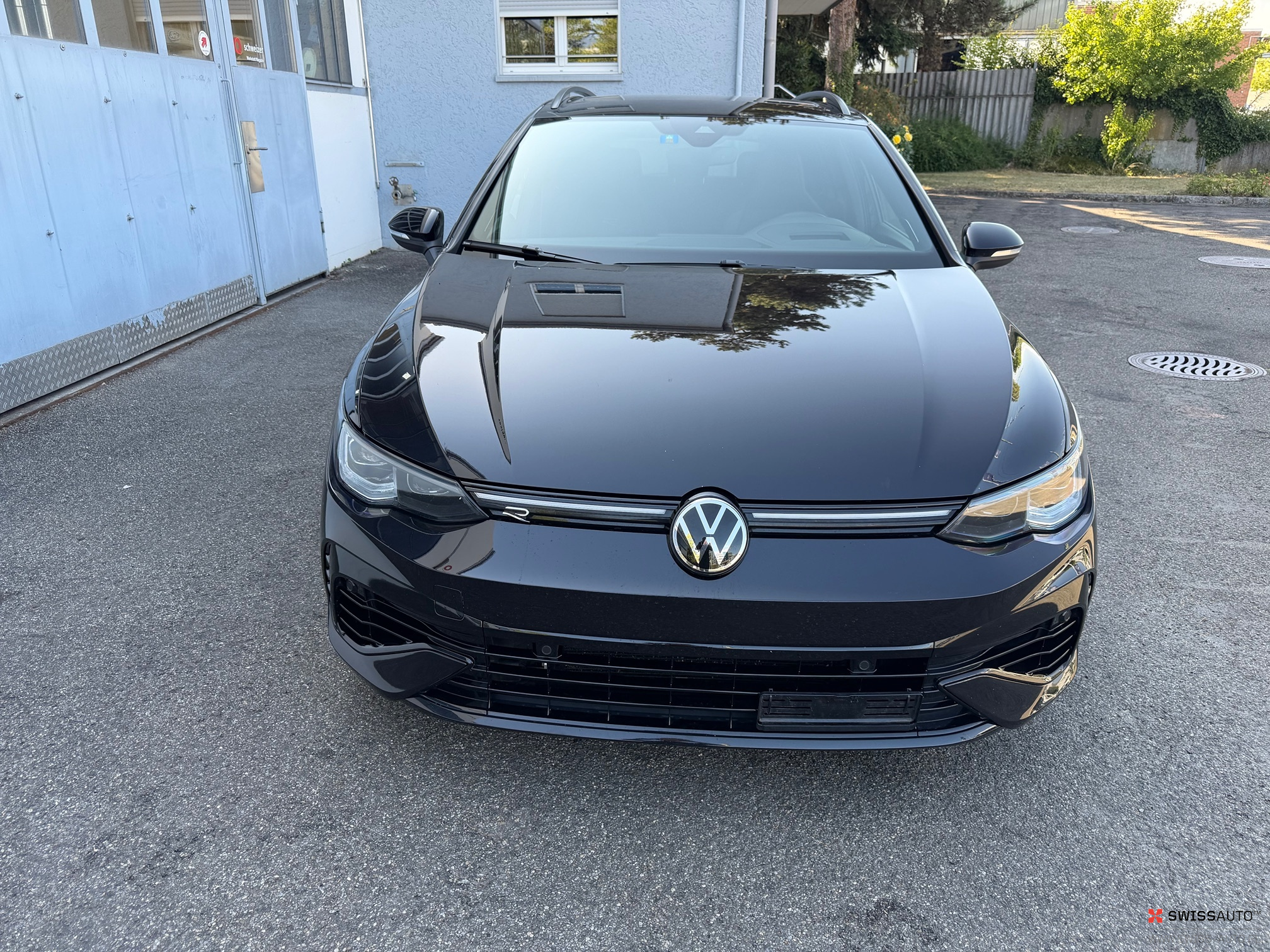 Auction Image