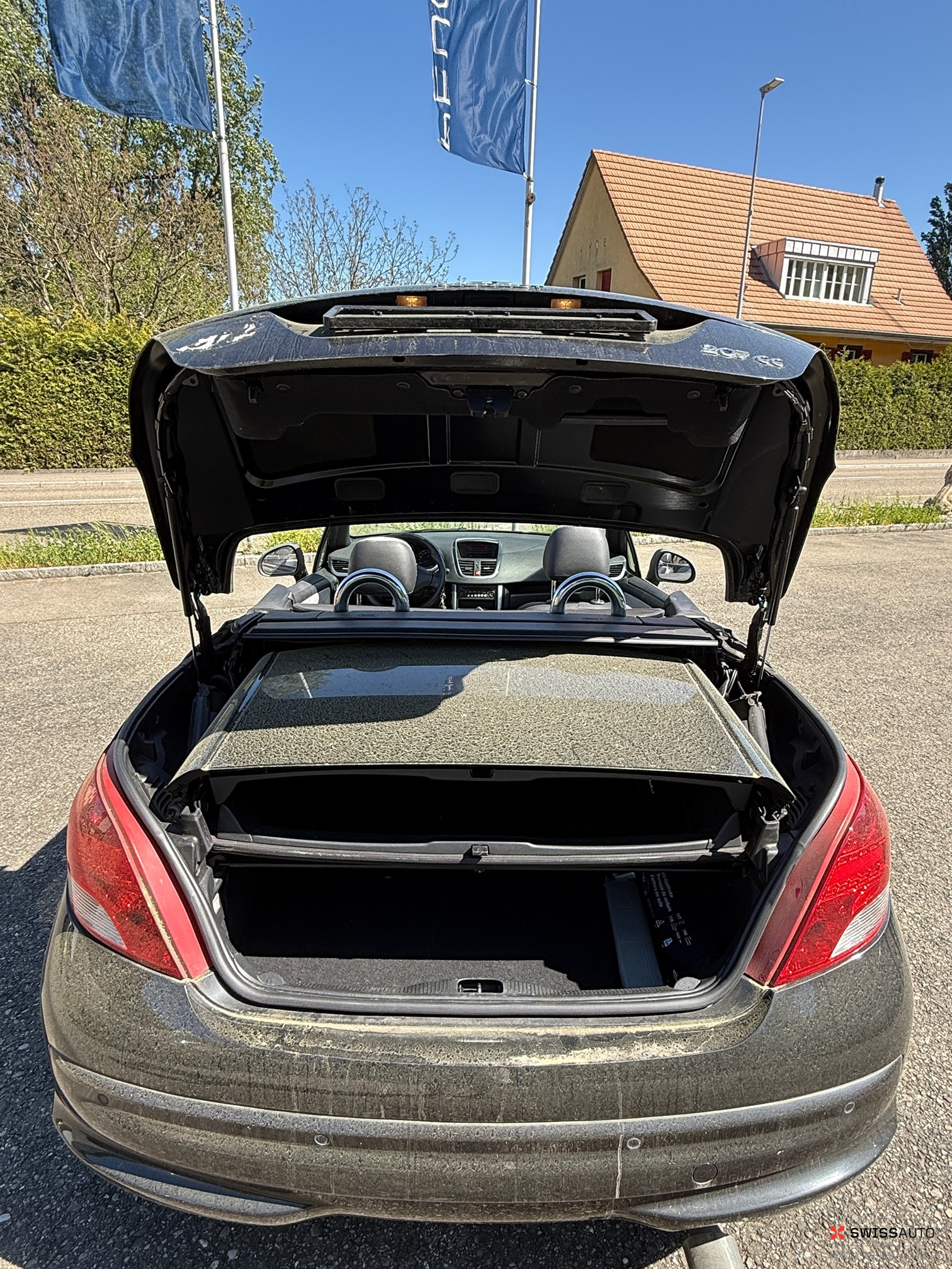 Auction Image